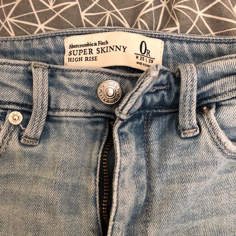 Abercrombie jeans